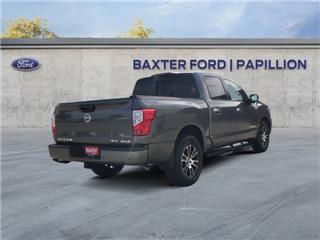 2021 Nissan Titan sv