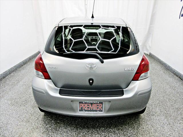 2010 toyota yaris base