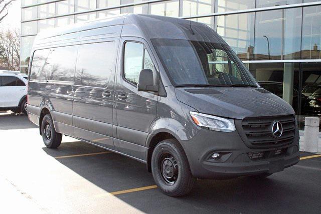 2024 mercedes-benz sprinter 2500 cargo 170 wb