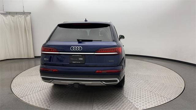 2021 audi q7 55 premium plus