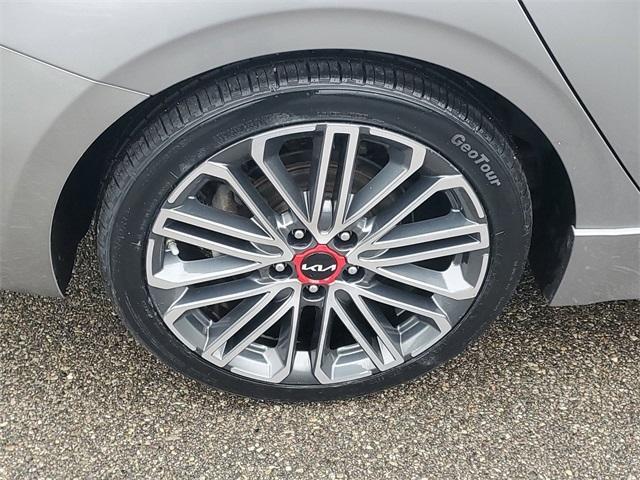 2022 kia forte gt