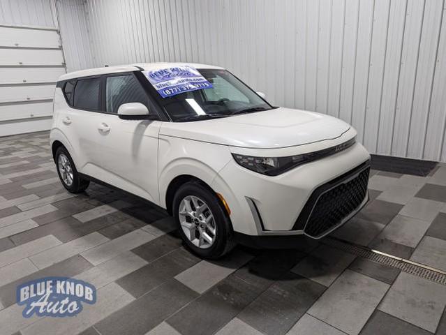 2024 kia soul lx