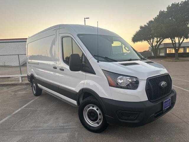 2023 ford transit-250 base
