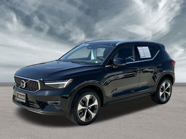 2024 volvo xc40 b5 plus bright