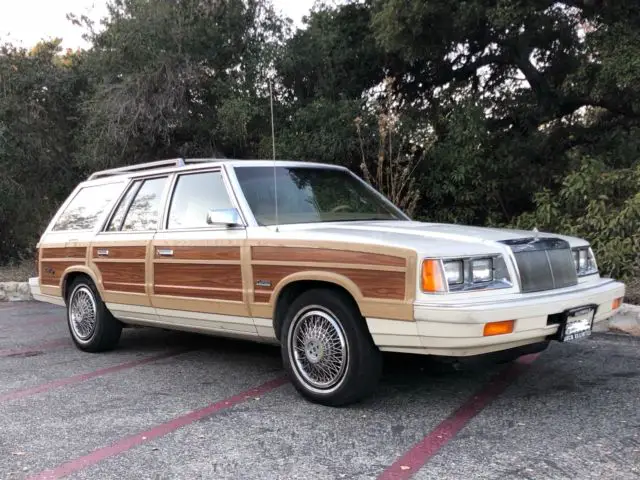 one-owner 1986 chrysler town & country woody california station wagon car