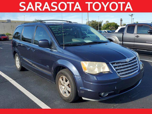 2008 chrysler town & country touring