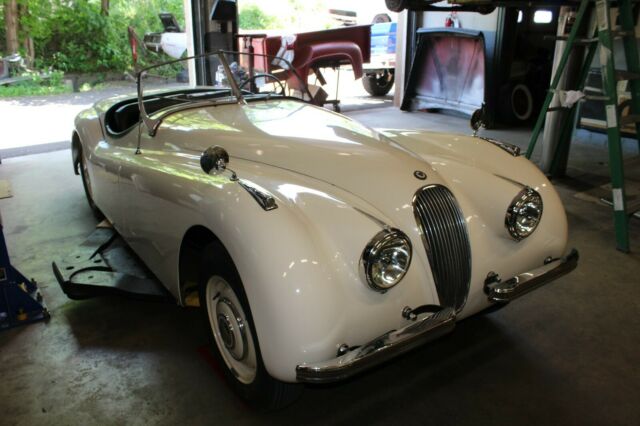 1952 jaguar xk 120 roadster