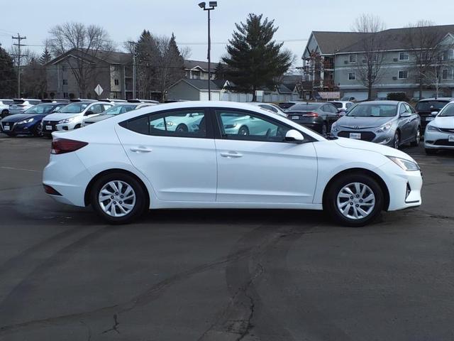 2020 hyundai elantra se