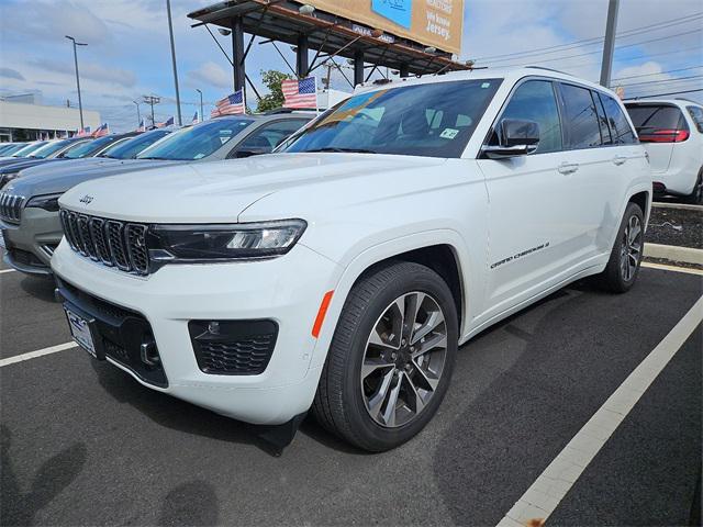 2022 jeep grand cherokee overland