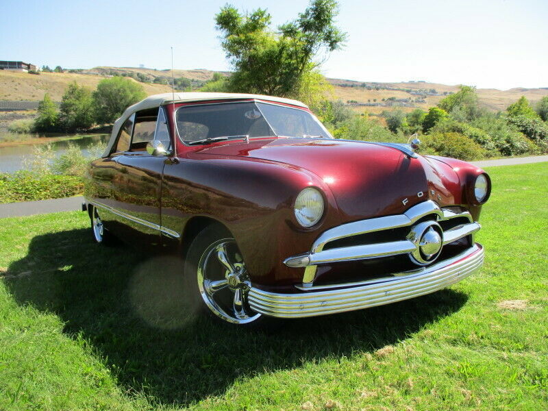 beautiful 1949 ford convertible street rod / rotissere restoration