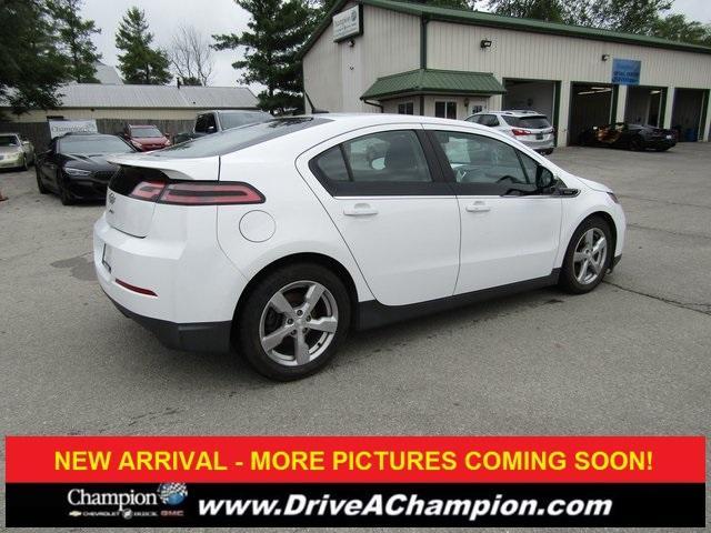 2013 chevrolet volt base