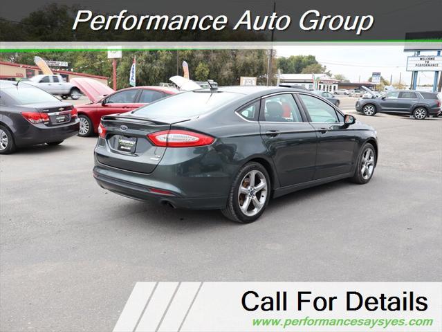 2015 ford fusion se