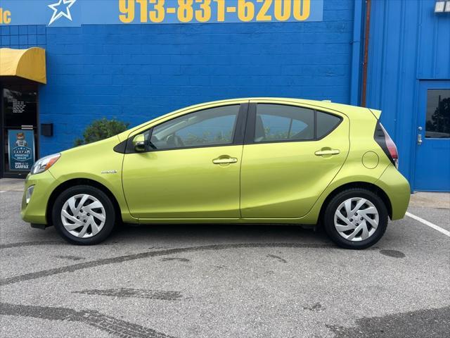2015 toyota prius c one