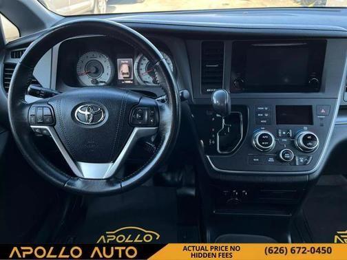 2015 toyota sienna
