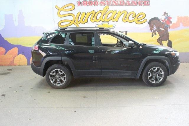2019 jeep cherokee trailhawk