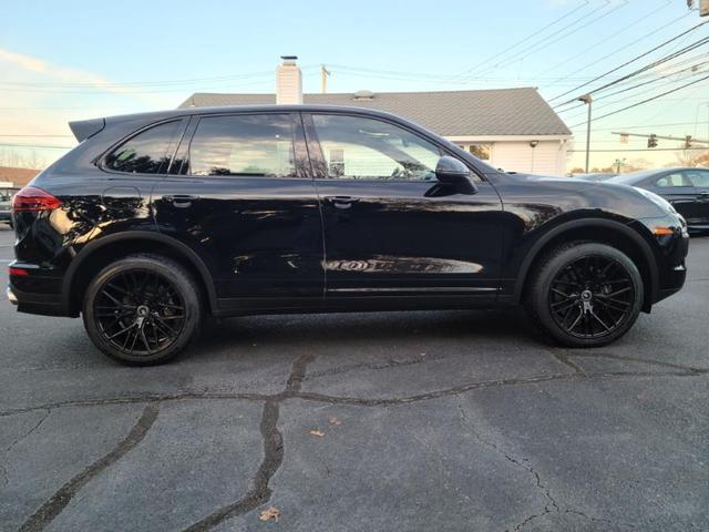 2016 porsche cayenne base