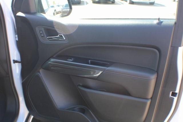 2022 gmc canyon at4 w/leather