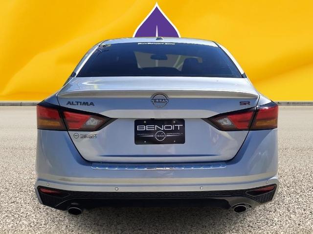 2023 nissan altima 2.5 sr