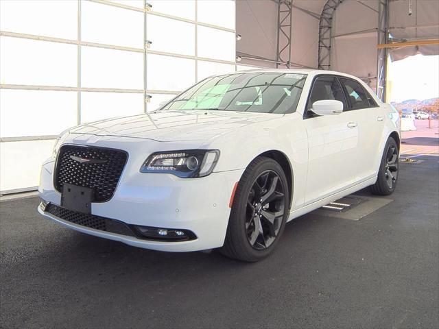 2022 chrysler 300 s