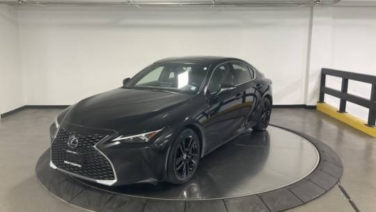 2021 Lexus IS