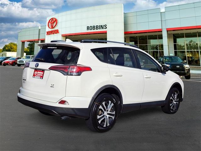 2017 toyota rav4 le
