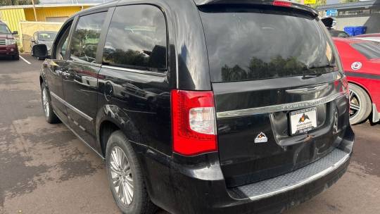 2015 Chrysler Town & Country