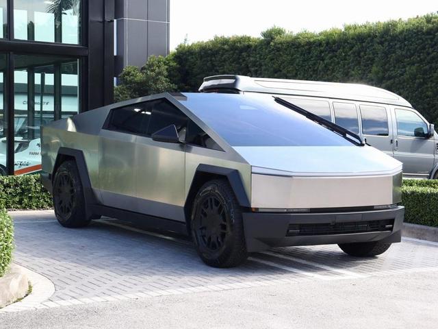 2024 tesla cybertruck cyberbeast
