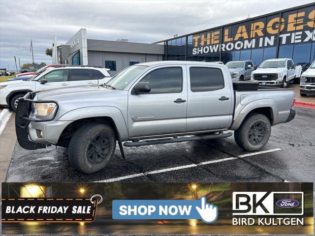 2015 toyota tacoma base