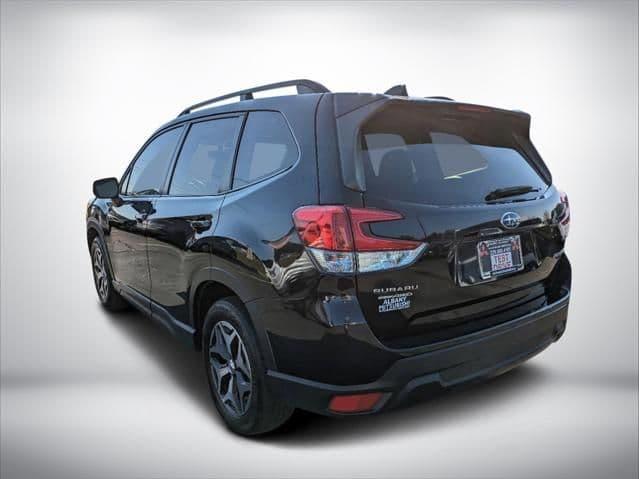 2020 subaru forester premium in albany, georgia