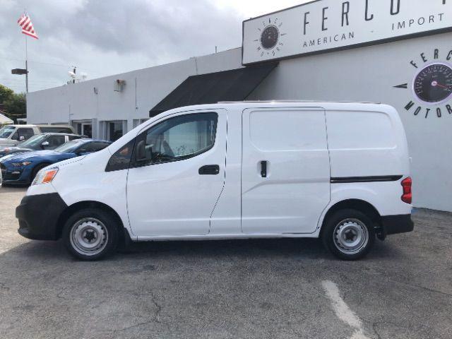 2015 nissan nv200 sv