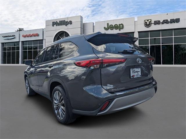 2021 toyota highlander platinum