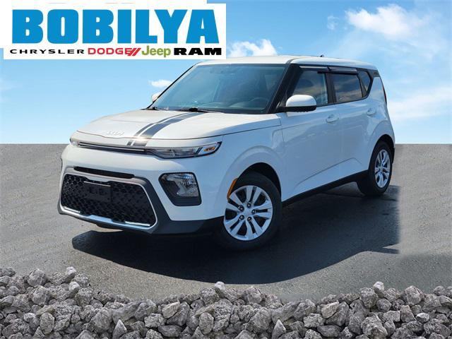 2022 kia soul lx