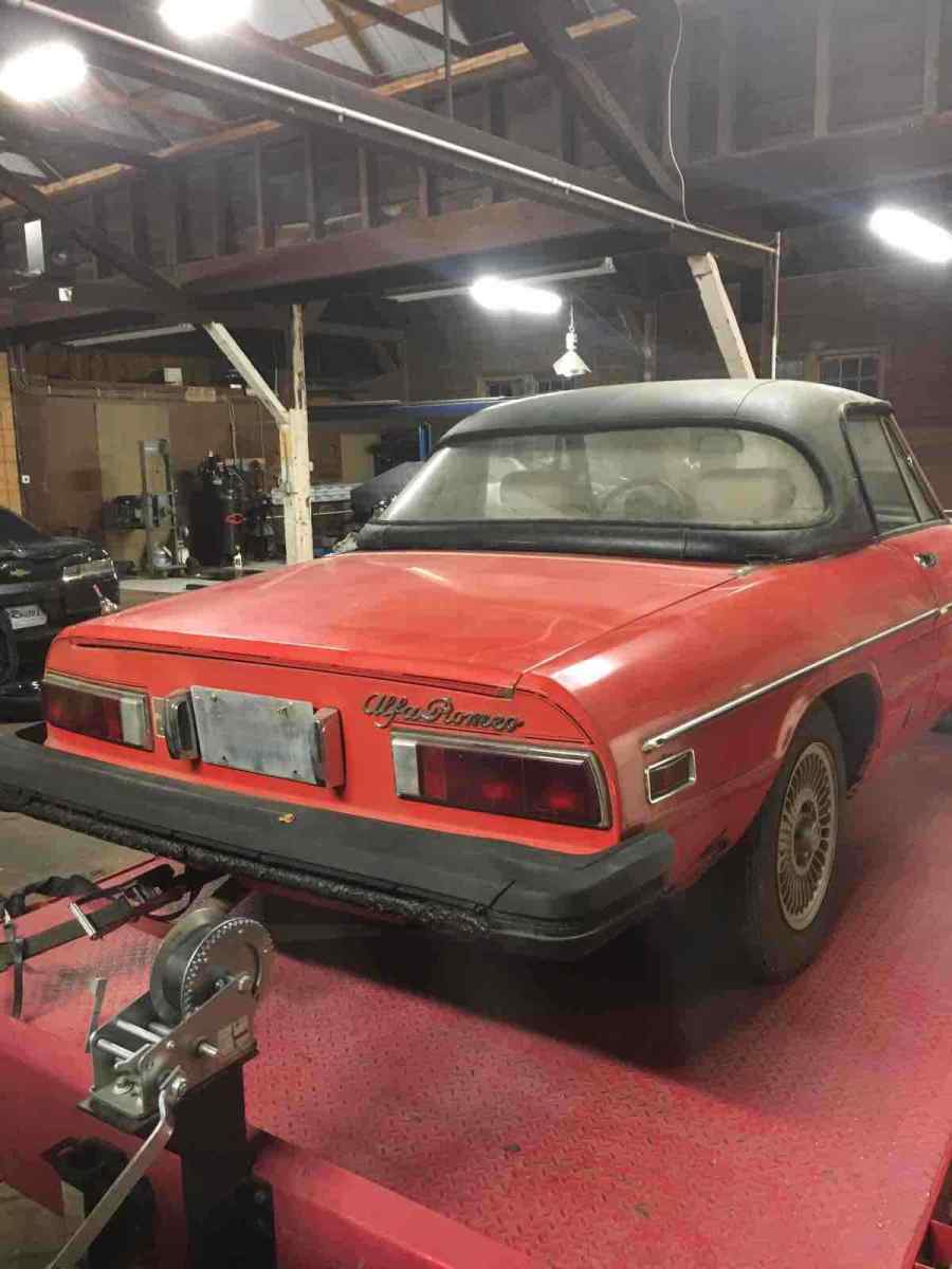 1978 alfa romeo spider 2.0 convertible red rwd manual veloce