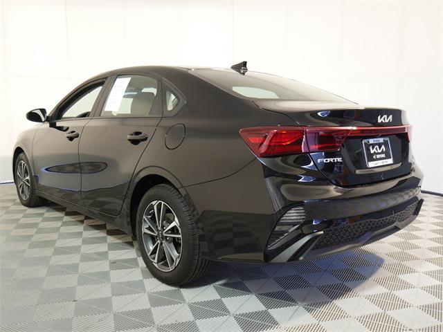 2024 kia forte lxs