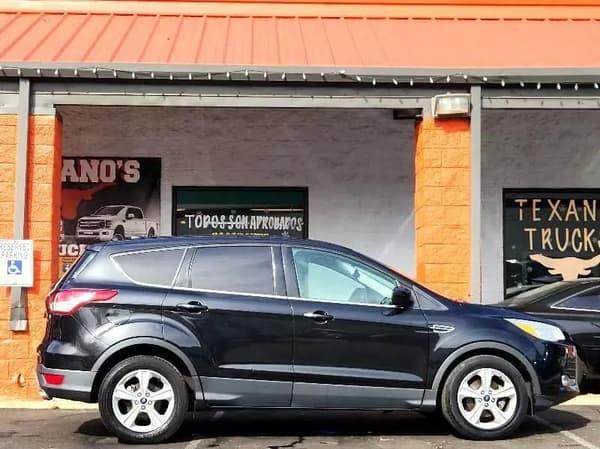 2015 ford escape in northwoods, illinois
