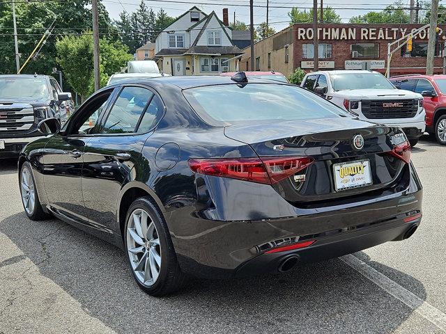 2022 alfa romeo giulia ti
