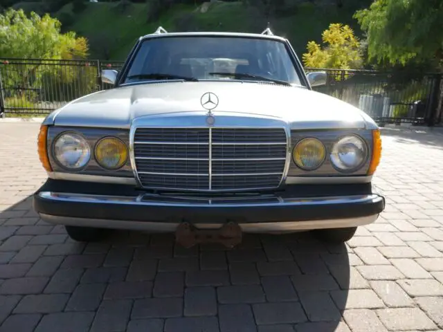 mercedes benz 300td wagon in great condition no reserve