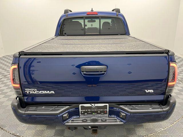 2015 toyota tacoma base