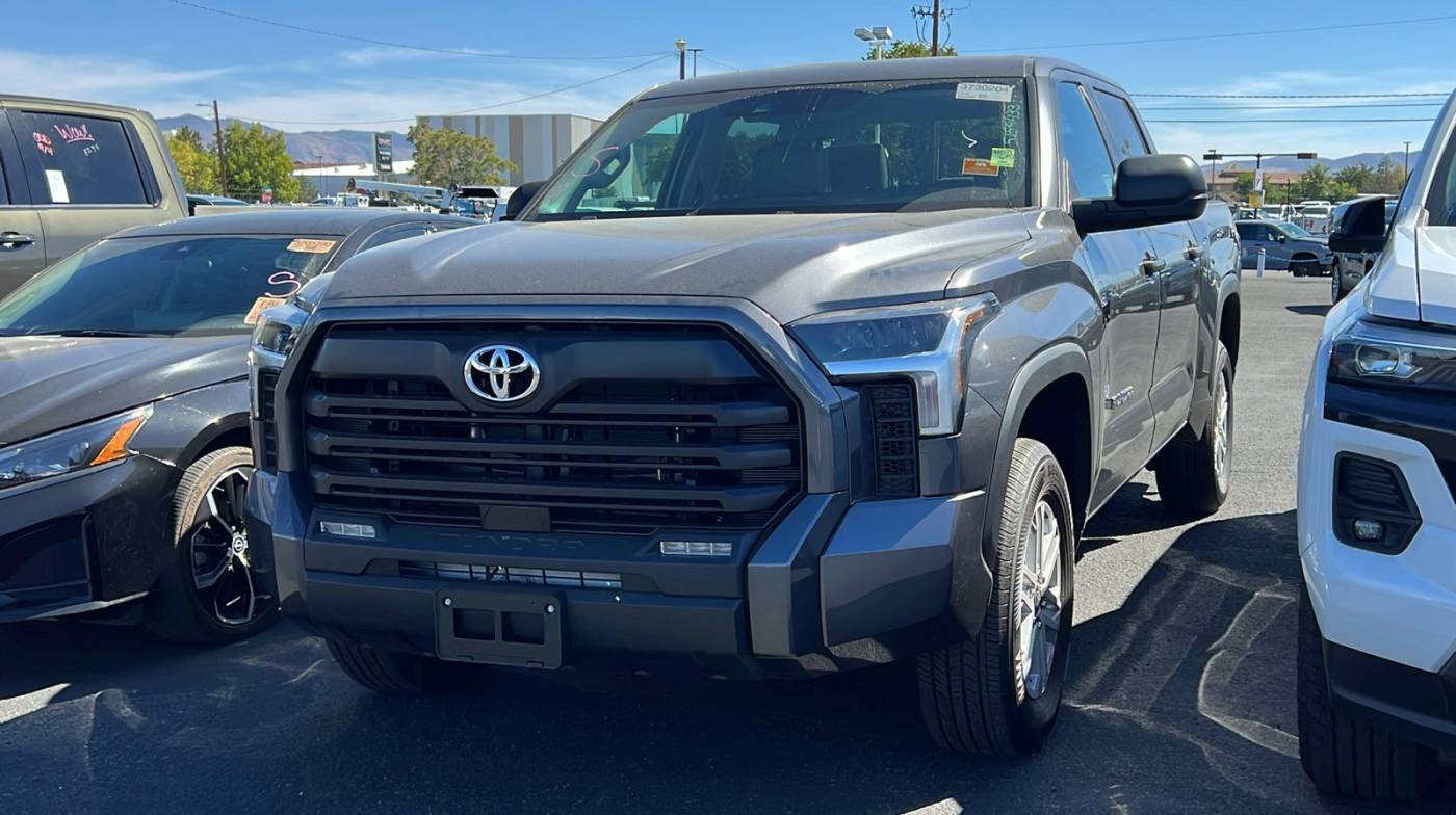 2024 toyota tundra sr5