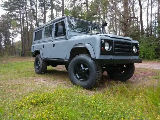 defender 110 - removable doors, automatic transmission with 3.9l rv8