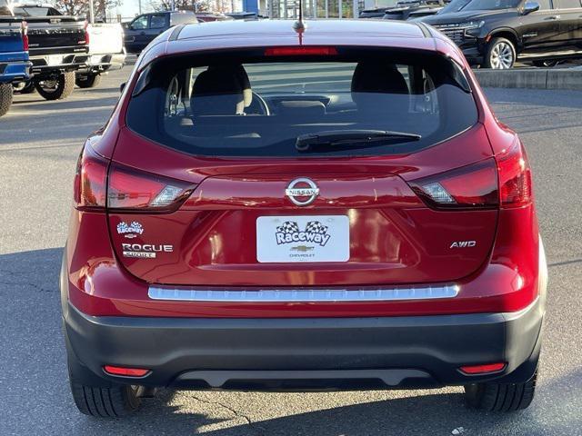 2017 nissan rogue sport s
