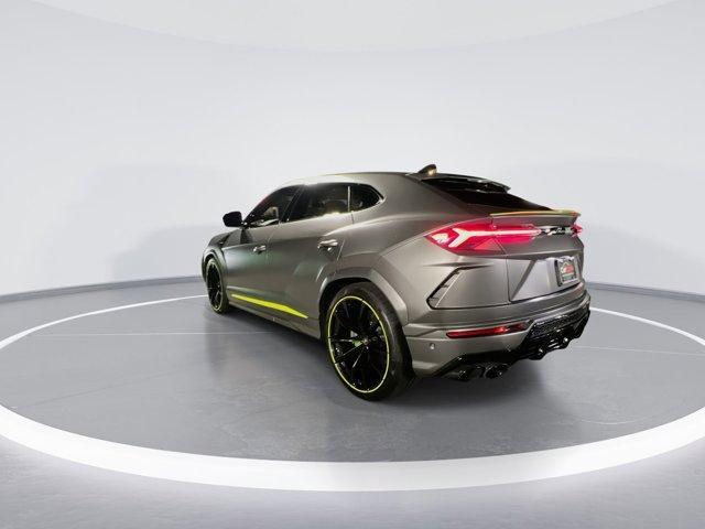 2022 lamborghini urus graphite capsule