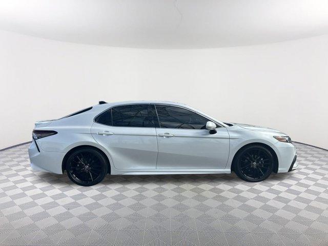 2021 toyota camry xse v6