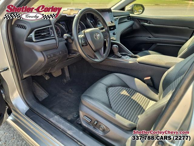 2023 toyota camry se