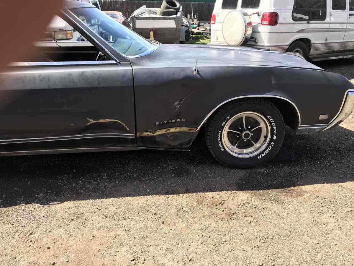 1968 buick riviera sedan black rwd automatic