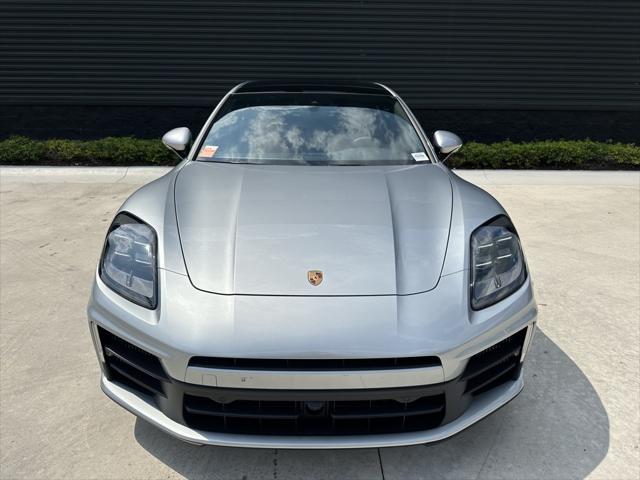 2024 porsche panamera 4