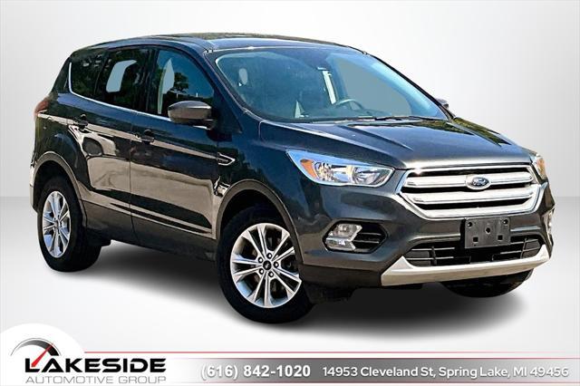 2019 ford escape se