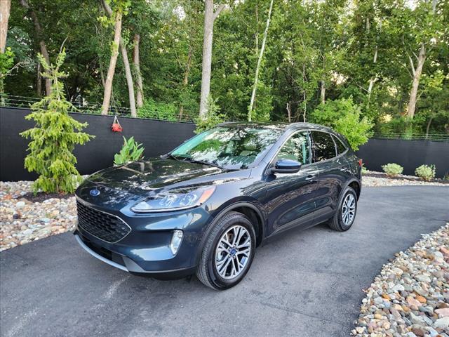 2022 ford escape sel