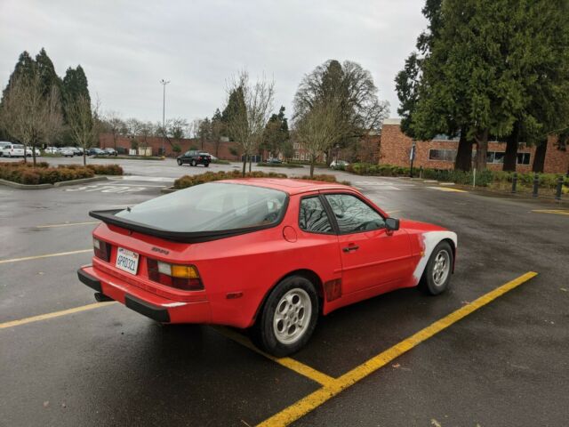 1985.5 porsche 944 euro runs and drives great no rust guards red all original