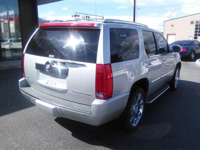 used 2011 cadillac escalade awd luxury wenatchee, wa 98801 for sale in appleyard, washington